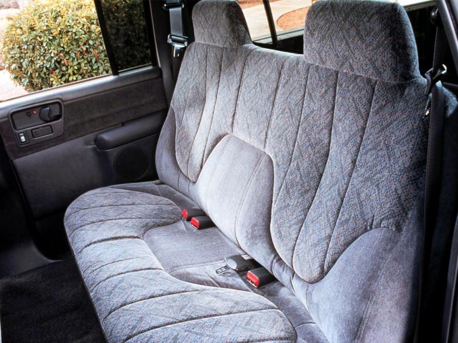  Chevrolet S-10 Crew Cab 2001 года  (фото 2 из 10)